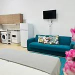 アパート - - Sleeps 4 - Garden - Parking