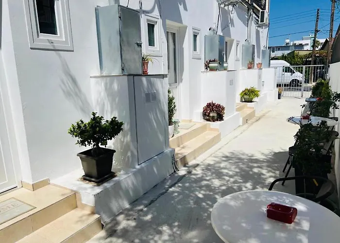Апартаменты - - Sleeps 4 - Garden - Parking *